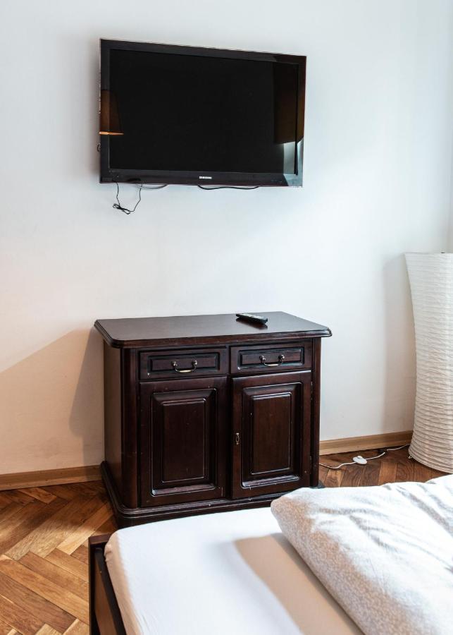 Apartament Cafe Belg Częstochowa Exteriör bild